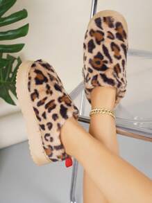 Women's Leopard Fluffy Bag Head Thick-Soled Thermal Lined Soft, Stylish, Comfortable And Warm Casual Shoes, Can Be Worn Outdoors, Loafers For Home