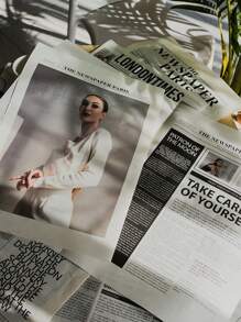 2Pcs English Newspaper Photography Props Fashion Clothing Home Decor Food Photography Background Props Flower Wrapping Paper Atmosphere Decoration Gifts Birthday Graduation