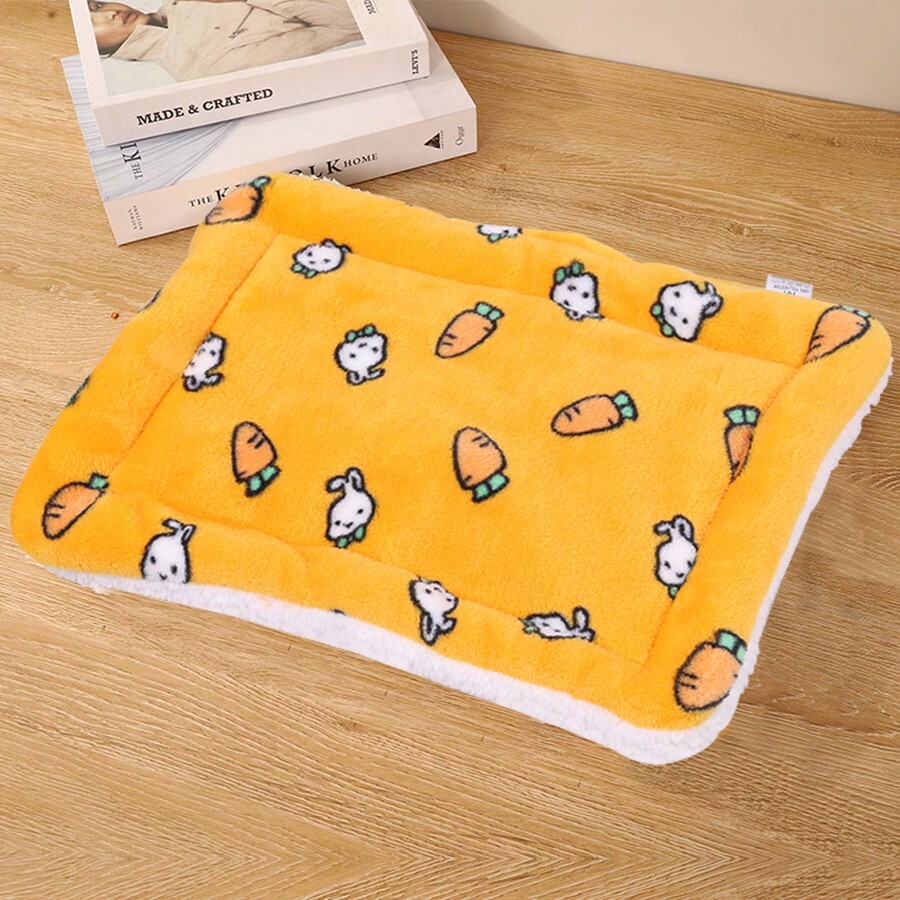 1pc Small Pet Mat For Hamster, Guinea Pig, Hedgehog, Etc, Thick Foot