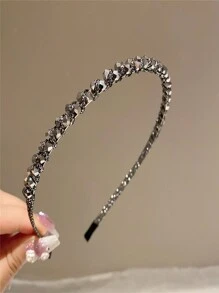 Gorgeous Retro Solid Color Thin Headband For Women, Simple Crystal Rhinestone Twisted Hair Hoop, Fashionable Hair Accessory - Silver - View 1