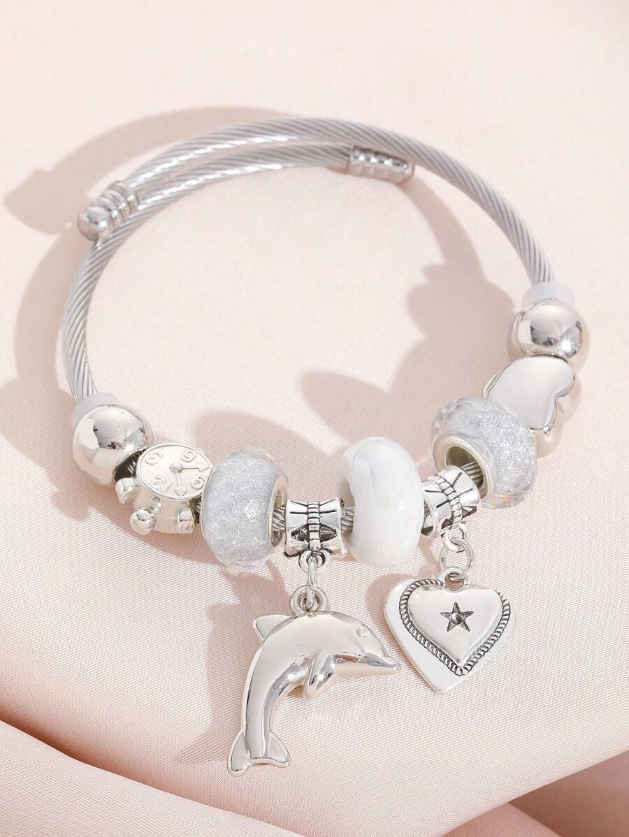 1款時尚不鏽鋼手鐲,配有蝴蝶結吊墜和鑰匙扣,適用於女士,夏季配件禮物給女朋友