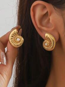 1 paire Boucles d'oreilles de style île tropicale élément de conque de coquillage océanique simple et chic en acier inoxydable plaqué or 18 carats, convient pour le travail quotidien, les voyages, les rendez-vous, les fêtes et les cadeaux de fête pour les femmes