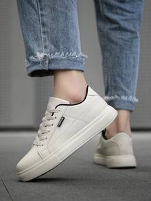 Zapatillas deportivas casuales de hombre con bloque de color beige y estampado de letras, zapatos planos minimalistas y versátiles para exteriores, zapatos de trabajo para estudiantes - Beis - Ver 10
