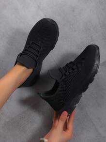 New Black Mesh Lightweight Comfortable Soft-Sole Women's Casual Shoes, Ladies' Athletic Shoes, Solid Black Work Shoes, Flat Travel Shoes, Casual Sneakers Athletic Shoes, Lace-Up Black Shoes - Black - View 3