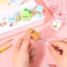 1pc Cartoon Mini Portable 3D Silicone Pencil Sharpener, Rotating Pencil Sharpener, Pencil Shaver, Back To School Stationery Gift, Award, Office And School Stationery Supplies