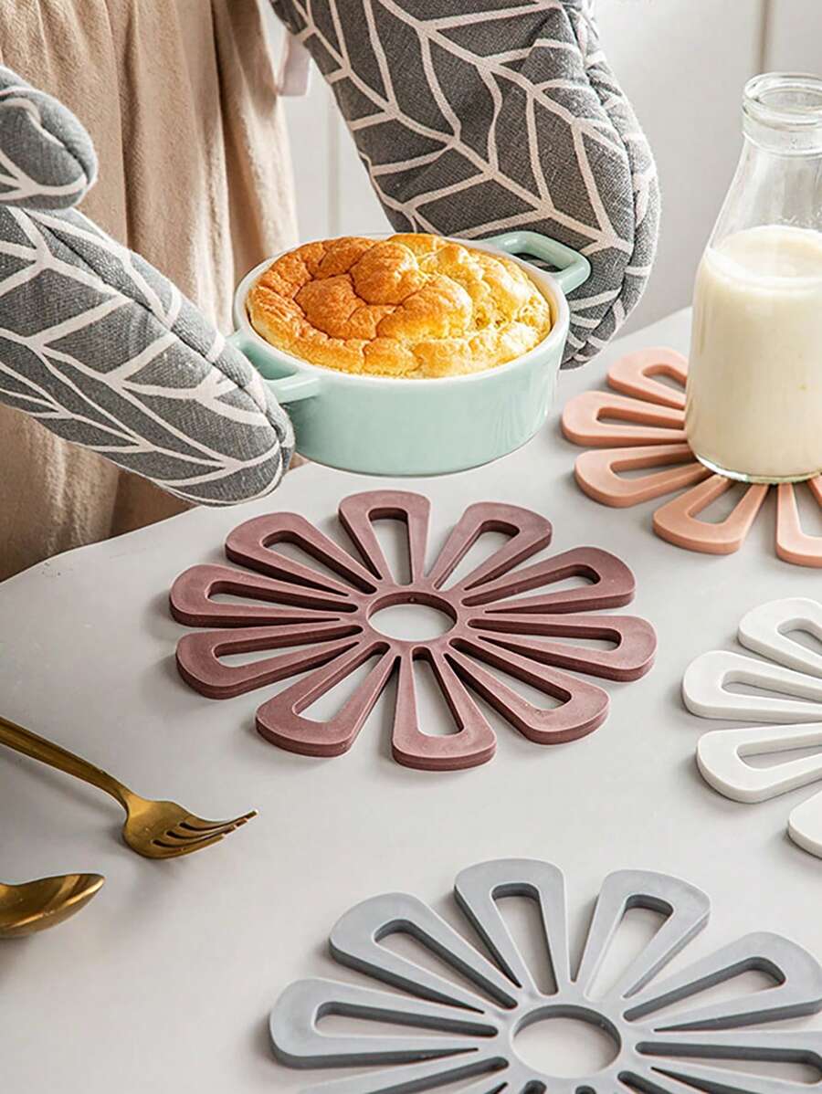 Creative Home Tấm lót ly chịu nhiệt rỗng hình quả mận dày có thiết kế treo, chịu được nhiệt độ cao, dễ lau chùi (Kích thước đồng đều, 2 chiếc đế lót ly màu sắc ngẫu nhiên) - Nhiều màu - Xem 1