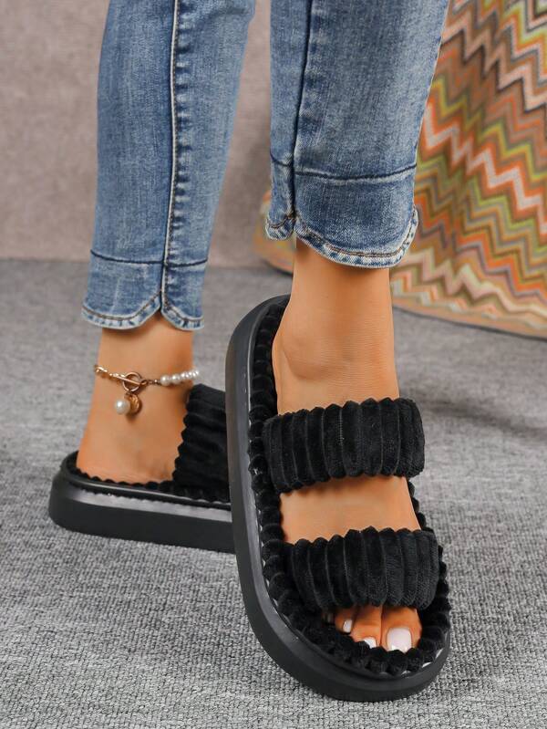 Nouveaux chaussons plats pour l'hiver, pour femmes, été, pour la maison, antidérapant, V