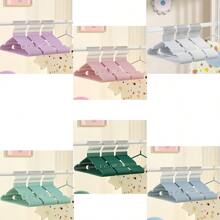 20 piezas de ganchos de ropa para niños y bebés de colores variados con revestimiento antideslizante, ganchos de ropa de acero inoxidable con diseño de arcoíris de dibujos animados que no dejan marcas - Percha antideslizante para ropa de bebé de plástico para niños - Ver 8