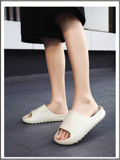 Comfortable Coconut Slippers, Men's Summer Outdoor Sports Non-Slip Indoor Home Thick Bottom Odor-Resistant EVA Sandals, Plus Size