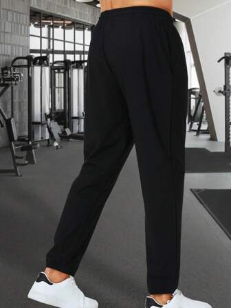 SHANYING Boyfriend Style Men's Sporty Lightweight, Breathable And Quick-Drying 3/4 Pants With Adjustable Drawstring Waist, Perfect For Running, Fitness, Workout, Outdoor Hiking & Cycling