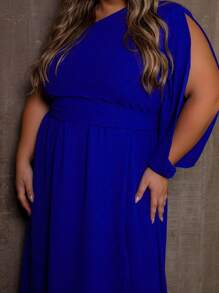 Vestido Longo Feminino Plus Size Manga Única Com Fenda e Cinto Delicado - Azul Royal - Visão 8