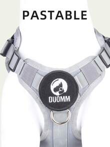 4入組狗用胸背帶、便袋提取器、牽繩和廢棄物提取袋套裝，外層採用耐用撕裂尼龍製成，內層採用透氣網布戰術背心面料，佩戴舒適不悶熱，配備6點扣環調整，易於配戴，背部設有D形環設計，適用於戶外活動和中大型犬 - 灰色 - 查看 6