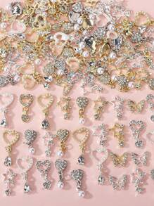 40 Piezas Dijes colgantes con forma de corazón, Diamantes de imitación de cristal, Gemas y Piedras decorativas para Uñas, Charms en color dorado y plateado para Diseño de Uñas, Accesorios Variados para Decoración de Uñas para el Día de los Enamorados