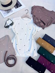 Camiseta blusa T-Shirt Feminina Algodão com bolinhas e pequenos corações, material de algodão casual e confortável
