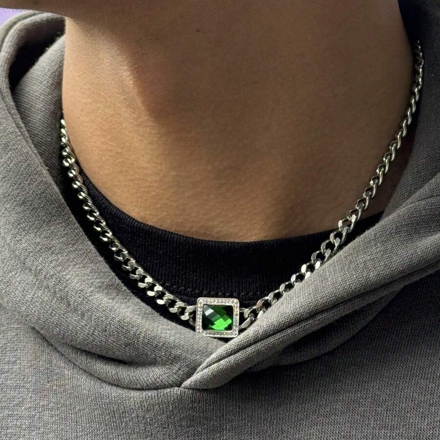 Women Pendant Necklaces - 黑色 - 查看 1