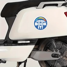 1张“Book It”贴纸 - 复古怀旧贴纸 | “Book It”奖励贴纸，送给爱书人的礼物 | 趣味90年代贴纸，适用于Kindle和水瓶 | 千禧一代和言情小说读者的完美礼物 - 彩色 - 查看 7