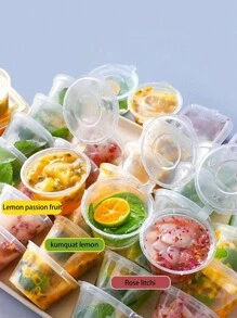 50 piezas Vasos pequeños de plástico desechables y multifuncionales con tapas - Tazas para gelatina, para salsa de inmersión para fideos, contenedores para aliño de ensalada, pequeños recipientes de plástico para condimentos, envases desechables para almacenamiento de alimentos, contenedores para platos cocidos con tapas, para pudín, sopa, aperitivos - transparente - Ver 2