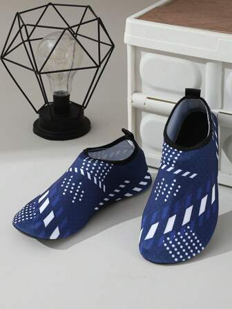 Blue Dot Roaming Water Shoes, Perfect For Outdoor Water Activities And Beach Wear