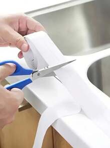 1卷防水防霉廁所縫隙膠帶，寬度：3.8厘米/1.49英寸，總長度：200厘米/78.74英寸，廚房和浴室用自粘密封條，防止浴室潮濕，廚房洗菜槽，大理石浴缸和壁紙貼邊美觀接縫貼紙，自粘浴缸和牆面密封膠帶，縫隙密封膠帶，適用於水槽，浴室，馬桶，浴缸，地板，牆角保護