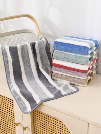 1 条大浴巾 88*180cm 矩形，多种颜色，简约条纹或图案设计，涤纶纤维；或小浴巾 70*140cm；或小脸/手巾 34*75cm，男女通用成人家用，吸水，快干，柔软，适用于浴室、酒店、健身房、旅行、派对、节日礼物、美容院、泳池、户外、海滩、学校、返校、旅行、旅行必需品、家居必需品、毛巾、皮肤护理