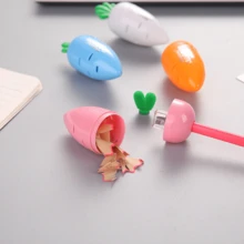 1pc Random Color Cartoon Mini Carrot Shaped Pencil Sharpener Portable Cute Primary School Student Stationery - Multicolor - View 3