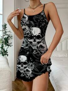 Vestido lencero con estampado de rosa gótica y calavera