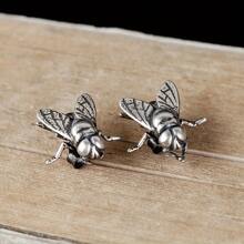 1pair Unique Fly Shaped Earrings, Unconventional Design, Summer Insect Ear Stud Earrings, Distinctive Jewelry Accessory Gift - Silver Gray - View 1
