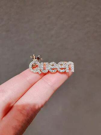 Spilli con strass decorato lettera