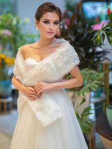 1入優雅白色長毛絨披肩，秋冬新娘婚紗裝飾，完美適用於婚禮、晚會等場合 - 白色 - 查看 6