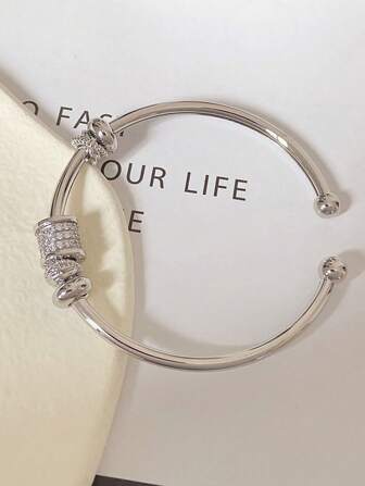 1 pieza Brazalete de pareja de acero inoxidable con diseño de cintura ajustable, de lujo y minimalista, con diamantes de imitación de cielo estrellado, elegante y exquisito brazalete de puño abierto adecuado para uso diario y de fiesta (puede haber una ligera diferencia de color debido a la iluminación, pero no afecta al producto)