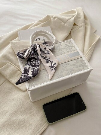 Fashionable Summer Handheld Bag With Large Capacity And Textured Design For Women