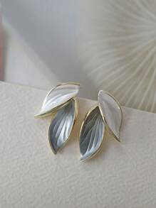 2pcs Personalized Simple & Delicate Leaf Stud Earrings For Women