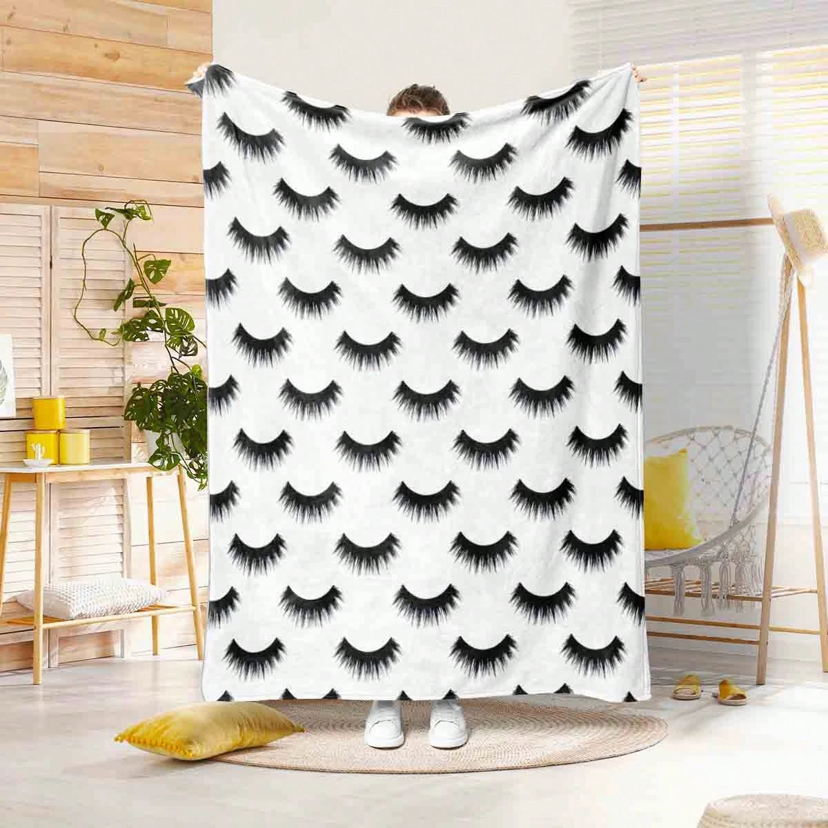 1 cái chăn lông cừu flannel in kỹ thuật số đơn giản cho cô gái da trắng với chất liệu dày dặn và cảm giác mềm mại thân thiện với da; Mẫu lông mày & lông mi đen, thích hợp để ngủ trưa tại văn phòng, du lịch, đi máy bay, cắm trại, sofa ở nhà; Chăn Đa Năng Tất Cả Các Mùa