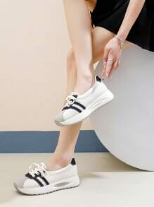 女士休闲运动鞋、平底运动鞋、运动路跑鞋 - 米色黑色 - 查看 10