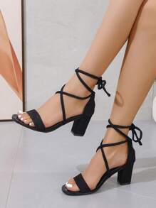Dames Franse vintage Romeinse dikke hak Peep Toe sandalen, zomerse modieuze hoge hakken in sprookjesstijl, elegante, veelzijdige vastbindschoenen met bandjes voor dames