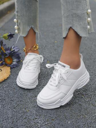 新款女士白色英式風格皮革前綁鞋，圓頭低筒厚底防滑女鞋，時尚透氣防滑厚底運動休閒鞋學生鞋，白色