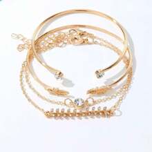 Conjunto de pulseira de ouro feminina de folhas multicamadas estilo boêmio minimalista com design empilhável elegante