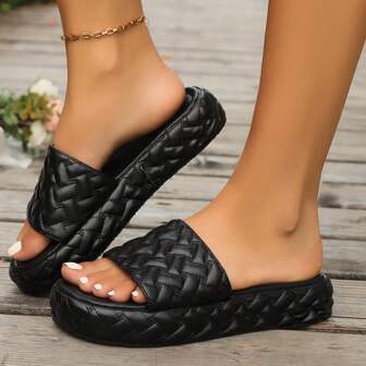 Women's Black Thick-Soled Slippers, Slip-On Slippers, Versatile And Fashionable Flat Slippers For Outdoor Wear