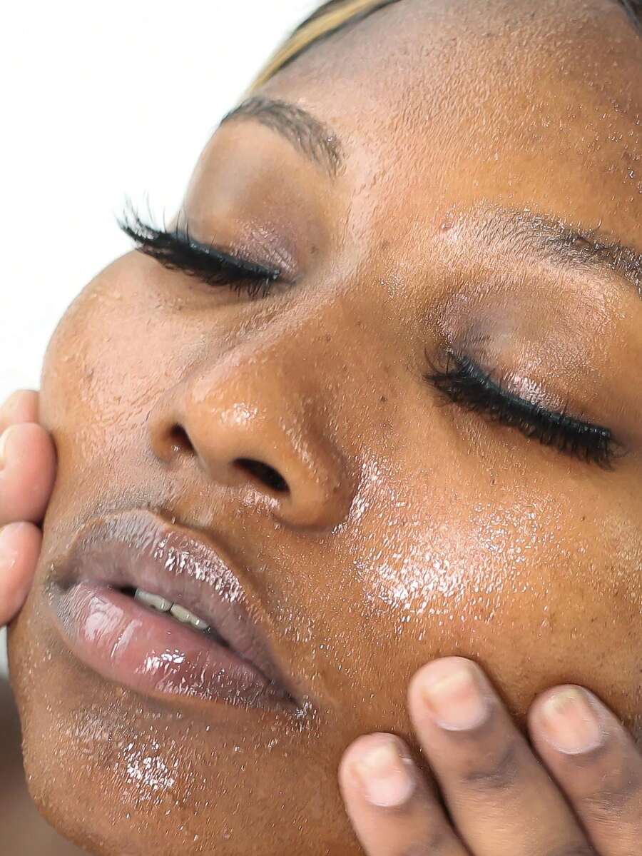 Nourishing Facial Oil Glow Loaded With Vitamin E Made With Cotton Seed