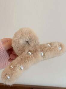 1 件优雅大号毛绒仿珍珠发夹，适合女孩，甜美高端设计 - 彩色 - 查看 7