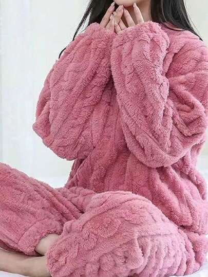 Women Plush Coral Fleece Loose Fluffy Pajama Set, Thick Soft Cozy Solid Color Long Sleeve Top & Pants Homewear, Suitable For Winter, Machine Washable Clothes