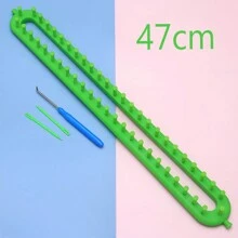 1 طقم منضدة نسج مستطيلة مع 1 إبرة كروشيه وإبرة بلاستيكية ، طقم أدوات نسج مناسب لصنع الأوشحة والقبعات والأوشحة للهواة (جميع ألوان المنتج وكميات الملحقات وما إذا كانت الأسنان مثبتة عشوائية)