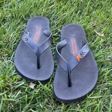 Men Flip Flops & Slides - 黑色 - 查看 2