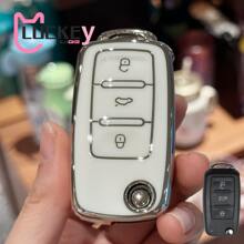 Key Fob Shell Case Cover For VW Jetta Passat Beetle Rabbit GTI CC EOS Amarok Golf 4 5 6 MK4 Polo MK7 Smart Key Protector Holder Car Accessories Bag Charm