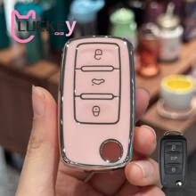 Key Fob Shell Case Cover For VW Jetta Passat Beetle Rabbit GTI CC EOS Amarok Golf 4 5 6 MK4 Polo MK7 Smart Key Protector Holder Car Accessories Bag Charm