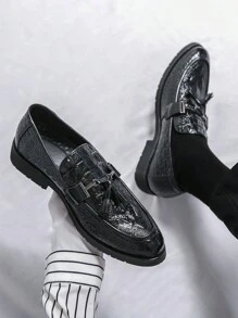 Men's Casual Loafers, Embossed Leather Shoes With Crocodile Pattern - Black - View 1