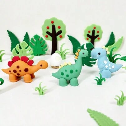 Set de 28 piezas de decoración para tarta de fiesta con temática de parque de dinosaurios, hecho de material de goma suave, con colores brillantes y formas realistas, adecuado para decoración de fiesta de cumpleaños, que incluye: 3 modelos 3D de dinosaurios, 12 hojas, 8 pastos pequeños, 2 árboles pequeños, 1 huevo de dinosaurio, 1 volcán pequeño, 1 pancarta de "Feliz Cumpleaños". Un artículo de decoración sorpresa para tarta de cumpleaños, decoración de automóvil, accesorio de escritorio. Navidad