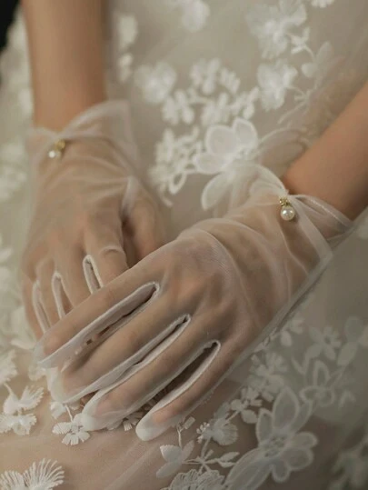 1pc White Pearl Short Bridal Gloves, Lace Hollow Satin Face Sheer Bridal Gloves, Five-Finger Bridal Wedding Ceremony Lace Photo Props Suitable For Wedding