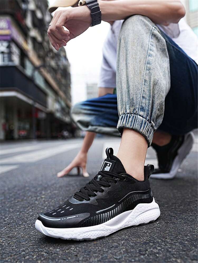 Zapatillas de correr casuales y ligeras para parejas con diseño coreano de moda, suela gruesa y aumento de altura - Negro - Añade 5