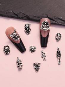 Halloween 50pcs Gothic Vintage Nail Art Decorations, Skull Shaped Metal Nail Rhinestones DIY Nail Jewelry, Nail Gems Art Supplies